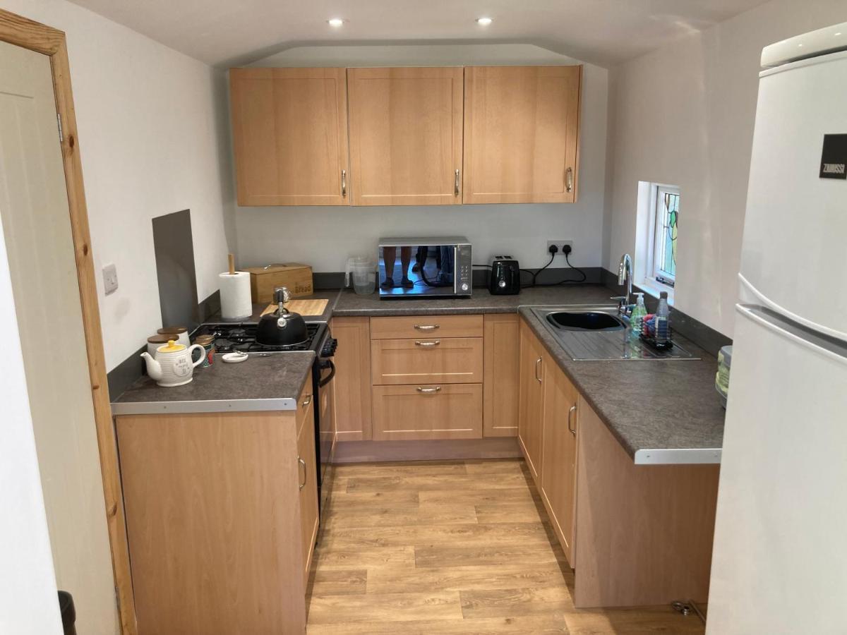 Honey Bee Cabin Llandysul Ngoại thất bức ảnh